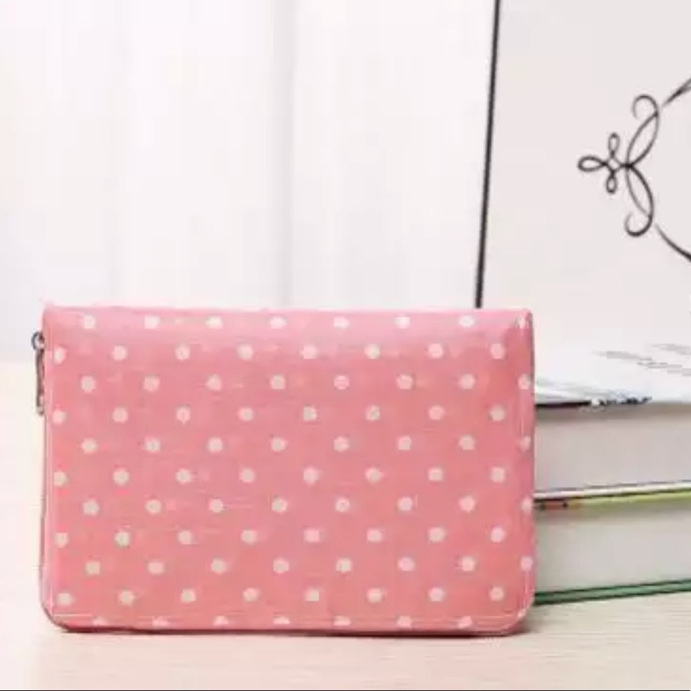 🛍SOLD🛍Foldable tote bag! Show some 💖 to the 🌏! - Picture 4 of 5